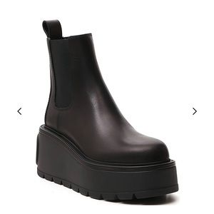 Valentino Platform Chelsea Boots